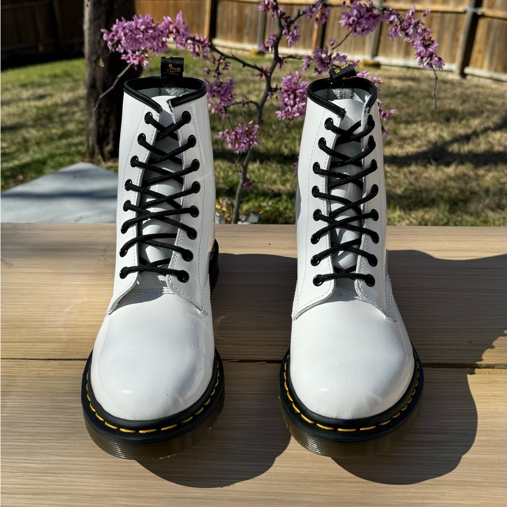 Dr. Martens 1460 White Patent Leather Lamper Ankle Boots.. - Picture 6 of 9
